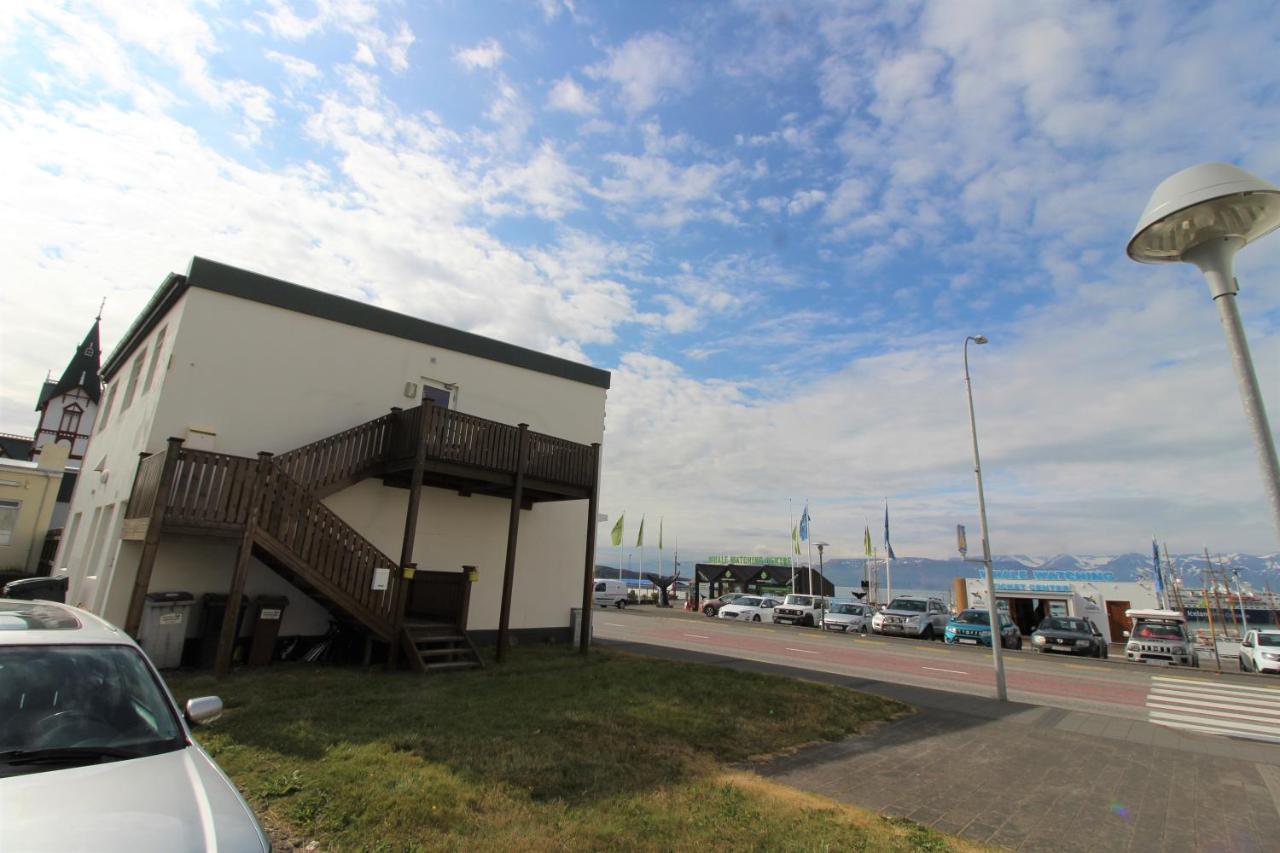 Husavik Apartments Экстерьер фото